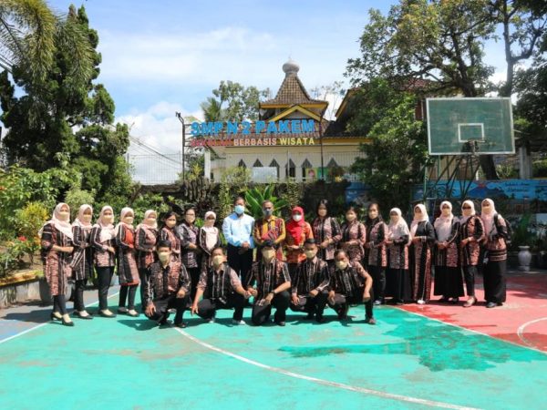 Kunjungan Studi Tiru ke SMP 2 Pakem Sleman