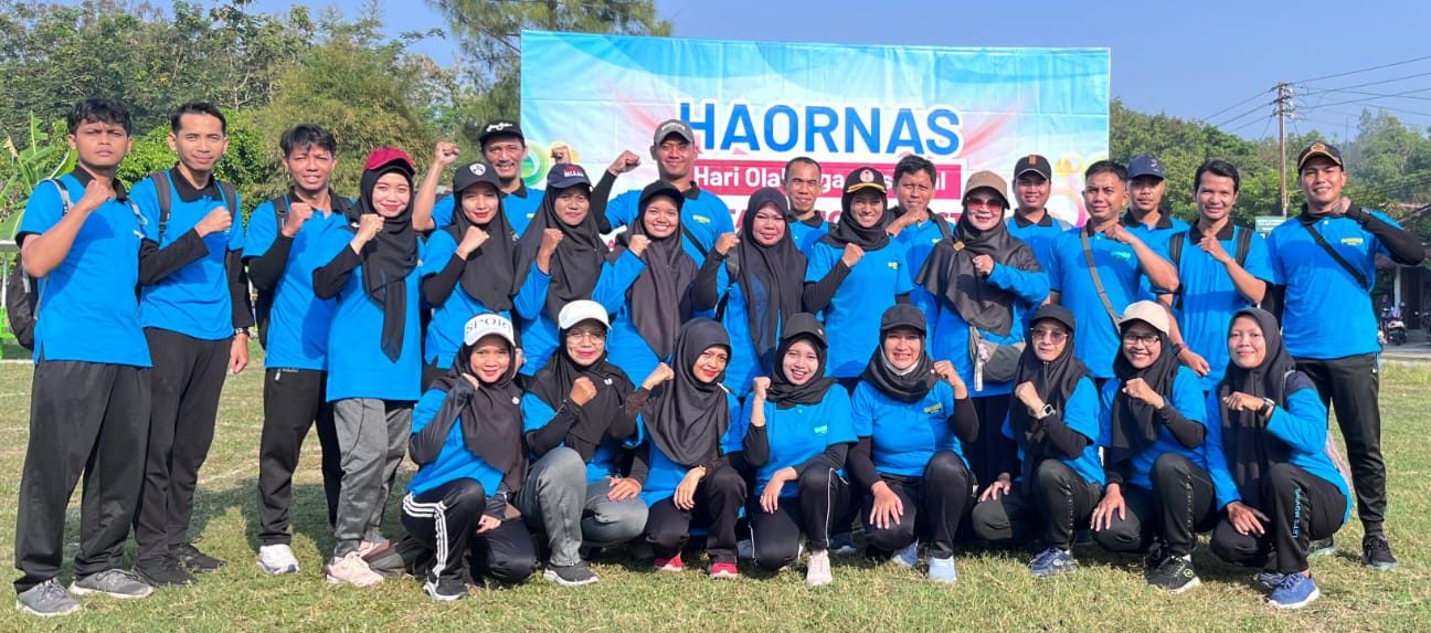 Hari Olahraga Nasional 2025: Semangat Kompetisi Guru SD N Kasihan dalam Lomba Bola Kasti Antar Guru Se-Kapanewon Kasihan